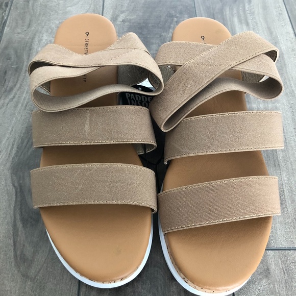 Cork Platfrom Sandals - Size 9 - Picture 2 of 10